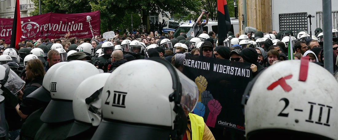 Thailändische Studenten protestieren gegen die Regierung